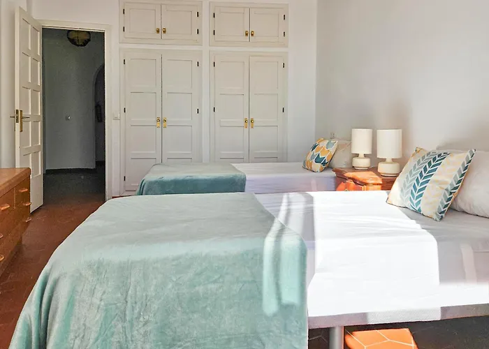 Сasa de vacaciones Three Bedroom Town House In Altos De