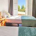 Three Bedroom Town House In Altos De Сasa de vacaciones