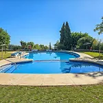Сasa de vacaciones Three Bedroom Town House In Altos De *