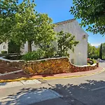 Сasa de vacaciones Three Bedroom Town House In Altos De