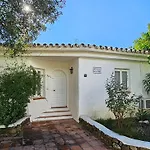 Three Bedroom Town House In Altos De