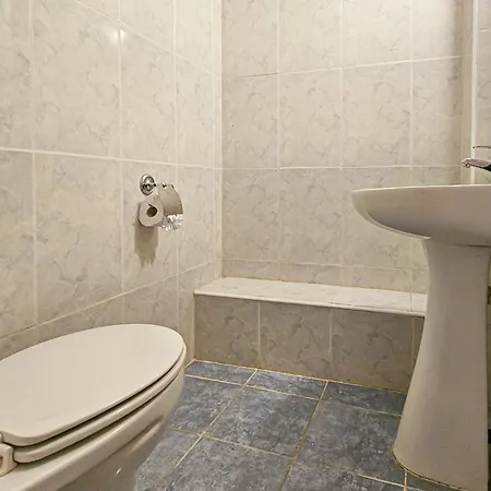 Three Bedroom Town House In Altos De