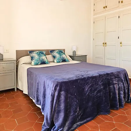 بيت للعطل Three Bedroom Town House In Altos De *
