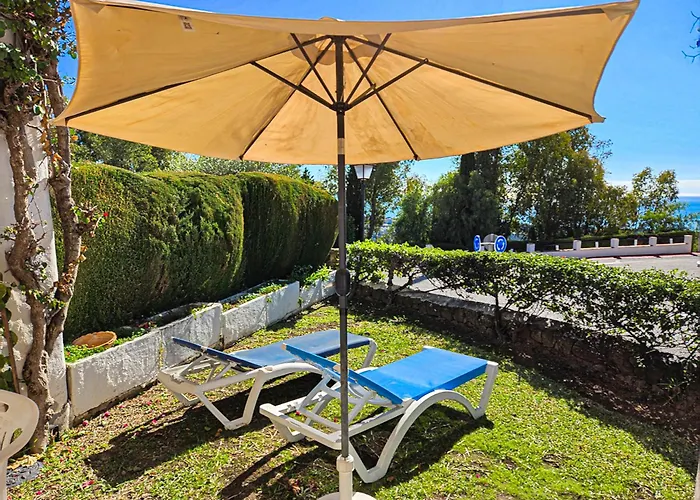 Three Bedroom Town House In Altos De Nyaraló *