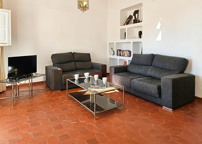 Three Bedroom Town House In Altos De Casa de Férias Marbella